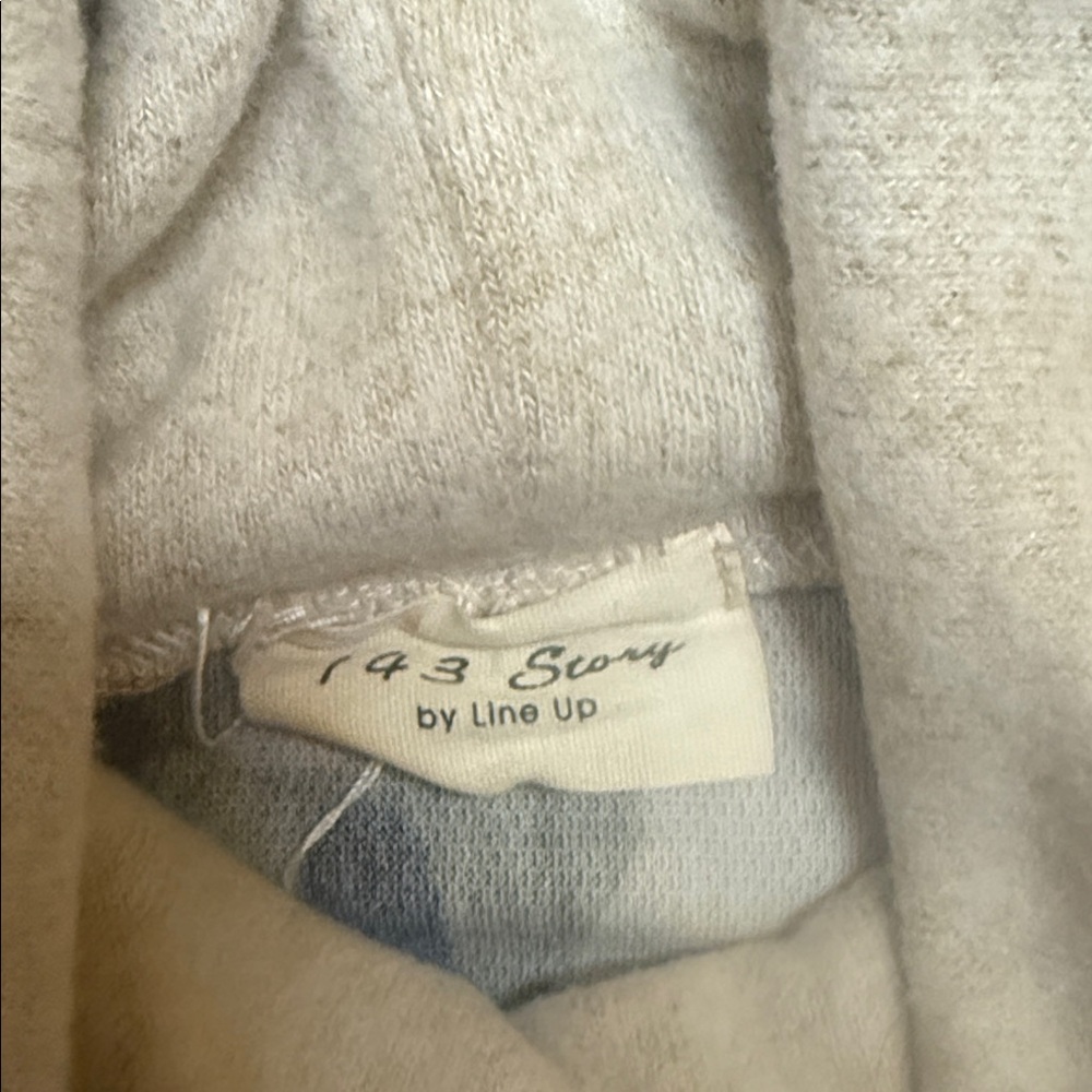 143 Story SOFT Camouflage Patterned Turtleneck Sweater NWOT Size M - Picture 2 of 6